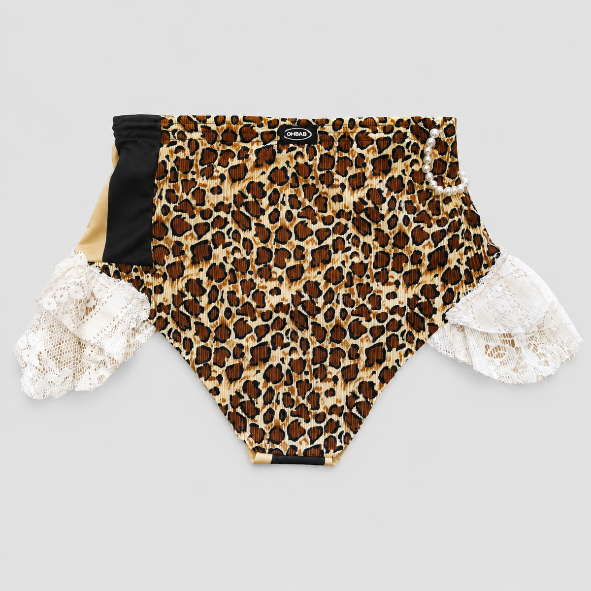 HOT SHOT — Shorty sportswear : léopard, noir et doré à dentelle