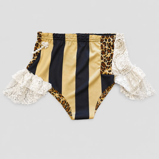 HOT SHOT — Shorty sportswear : léopard, noir et doré à dentelle
