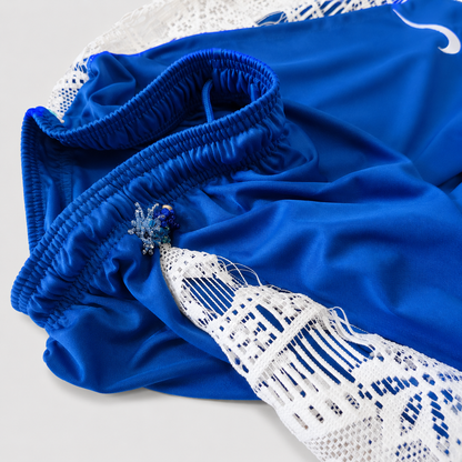 BOSS LADY — Short de football réinventé avec les rideaux de mamie