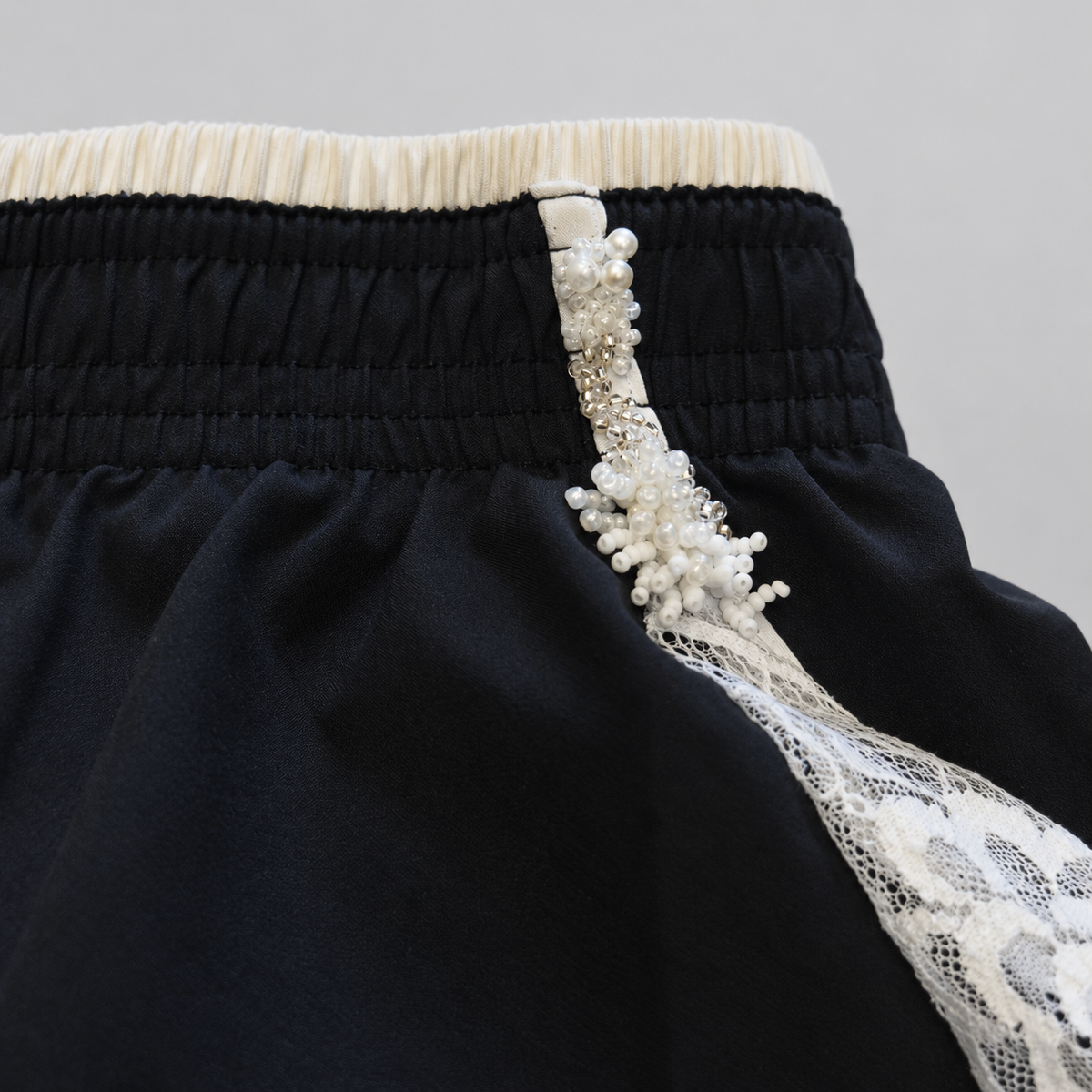 BOSS LADY — Peal runner